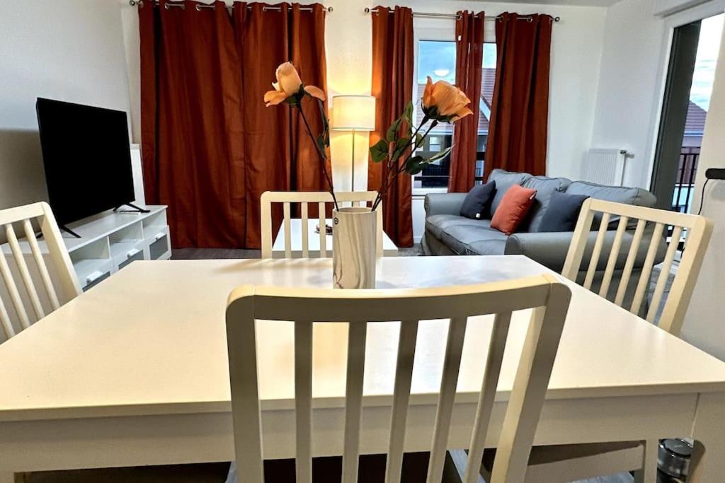 Appartement Cozy - Quartier Residentiel Мелён Экстерьер фото