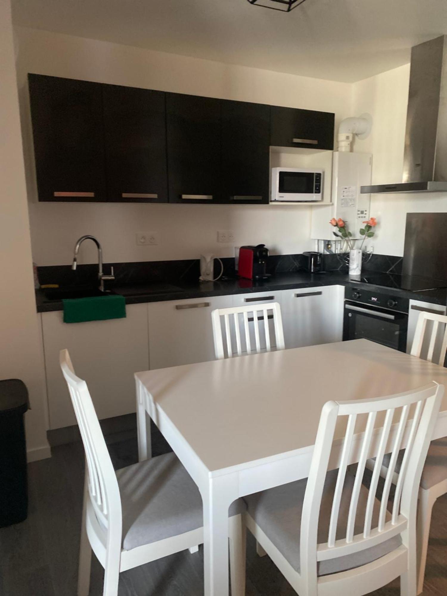 Appartement Cozy - Quartier Residentiel Мелён Экстерьер фото